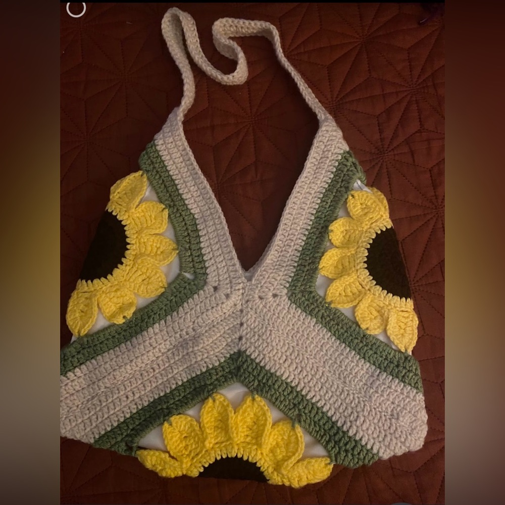 Sunflower crochet bag